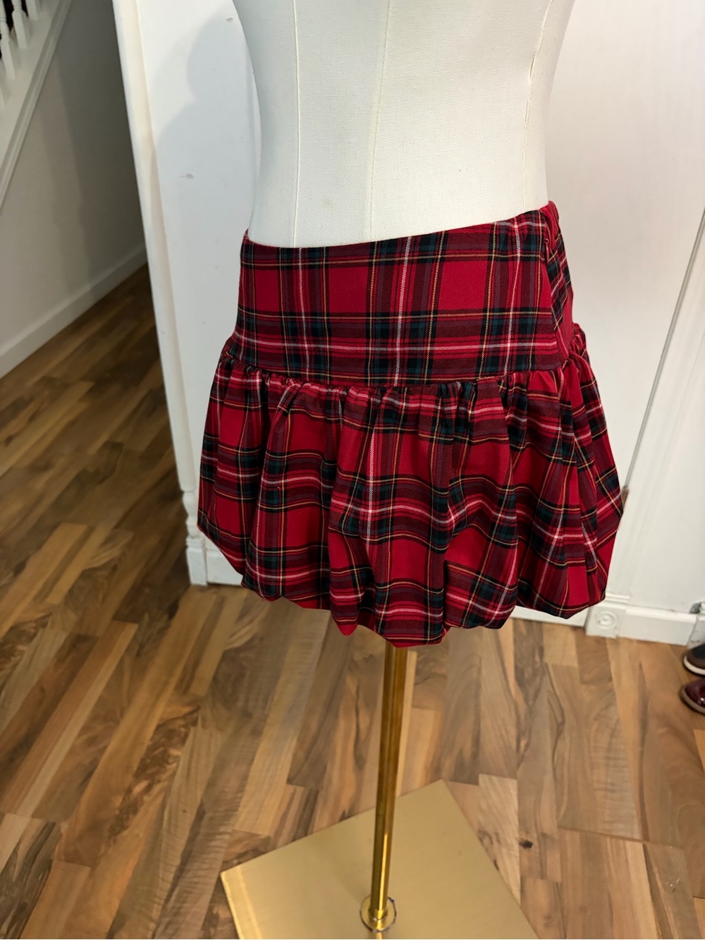 Hollister Red Plaid Ruffled Mini Skirt